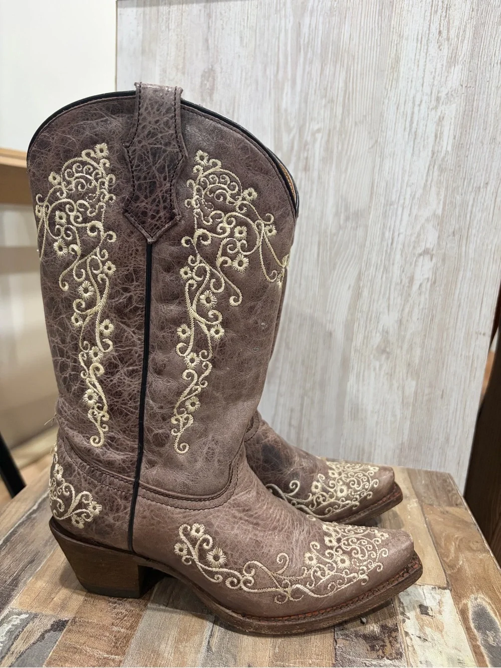 Corral Brown Western Embroidered Kids' Cowboy Boots